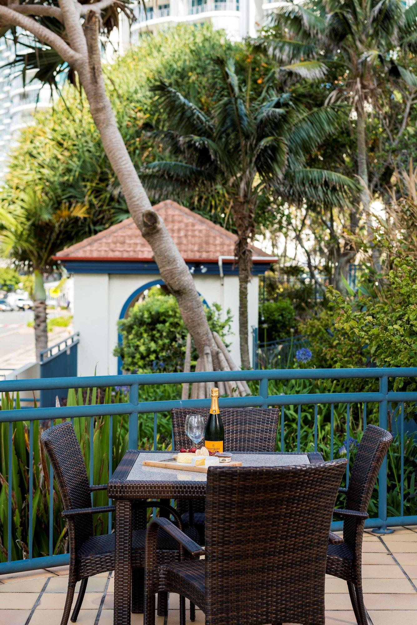 Oaks Gold Coast Calypso Plaza Suites Ngoại thất bức ảnh