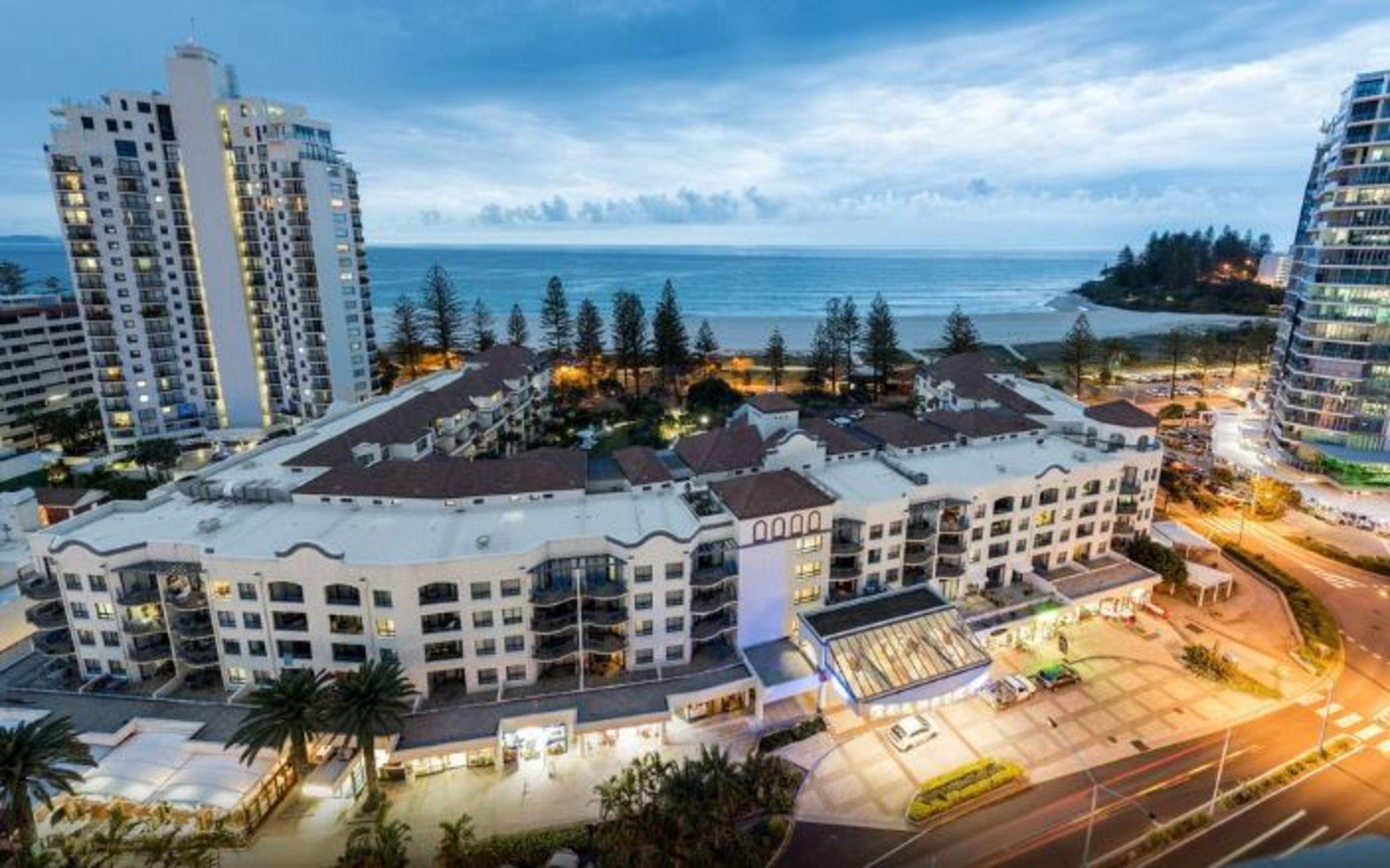Oaks Gold Coast Calypso Plaza Suites Ngoại thất bức ảnh